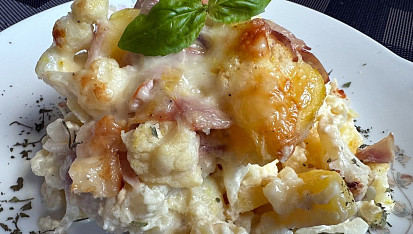 Květák a brambory zapečené s hermelínem