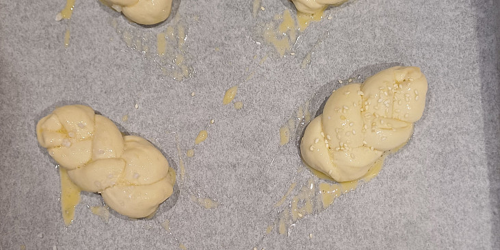 Malé housky nebo rohlíčky