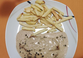 Plátky z krkovičky s omáčkou ze zeleného pepře