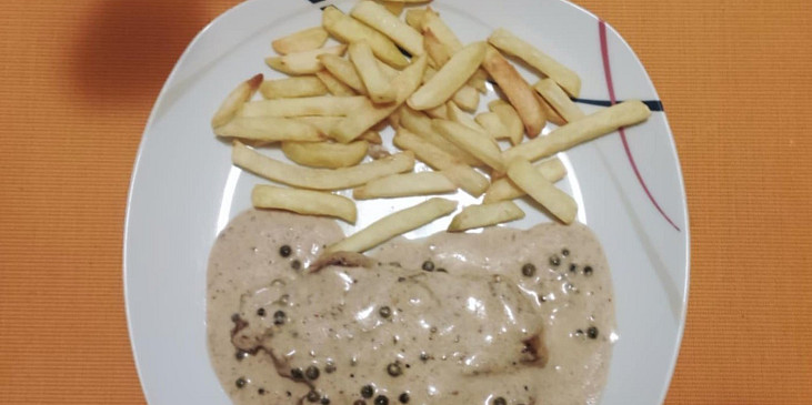 Plátky z krkovičky s omáčkou ze zeleného pepře