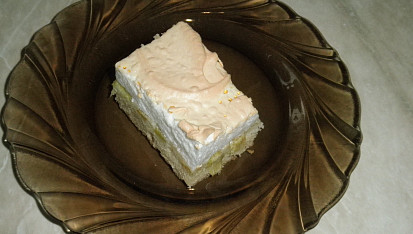 Rebarborový koláč se sněhem