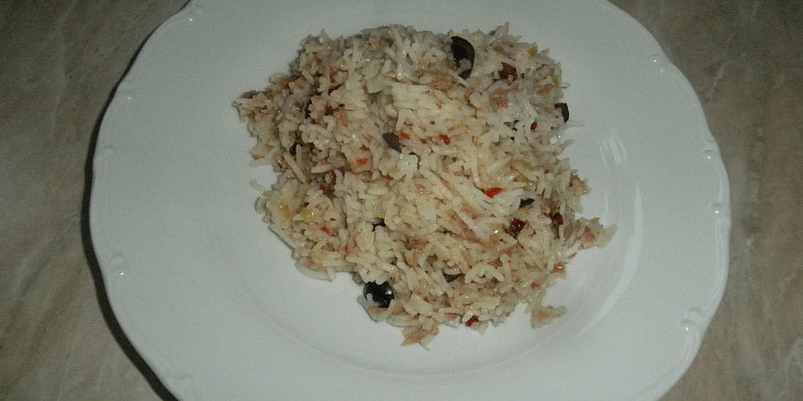 Rizoto s tuňákem a sušenými rajčaty