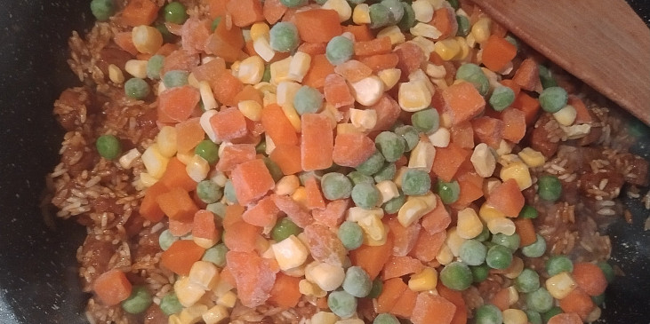 Rizoto s vepřovým masem - rychlovka (Opékání, rýže a zeleniny)