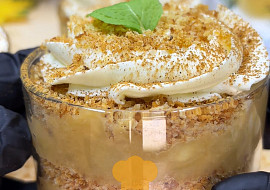 Aeblekage - dánský jablečný dezert