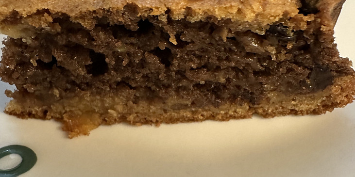 Bábovka se strouhanými jablky