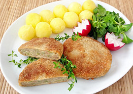 Brokolicové karbanátky