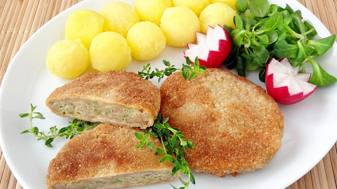 Brokolicové karbanátky Brokolicové karbanátky