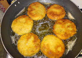 Brokolicové karbanátky