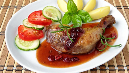 Kuře na brusinkách