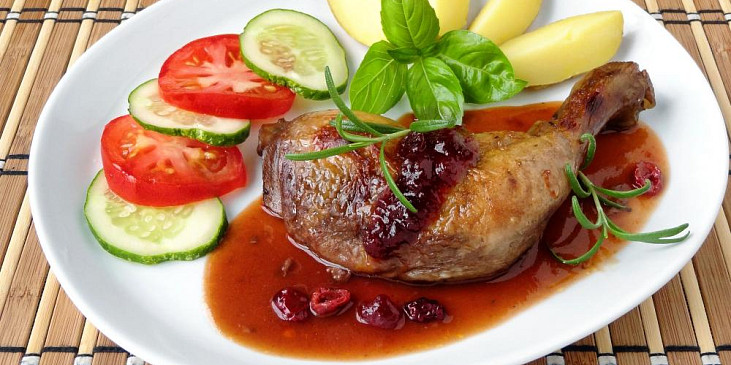 Kuře na brusinkách