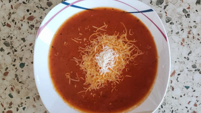 Krémová rychlá rajčatová polévka
