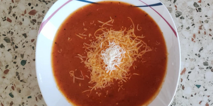 Krémová rychlá rajčatová polévka