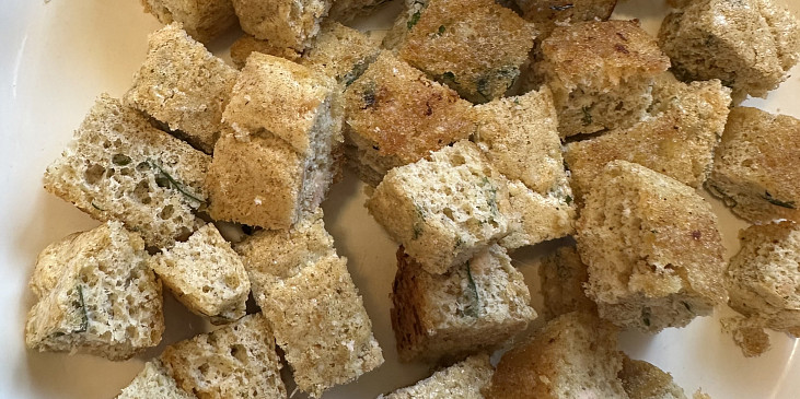 Piškotový svítek do polévky