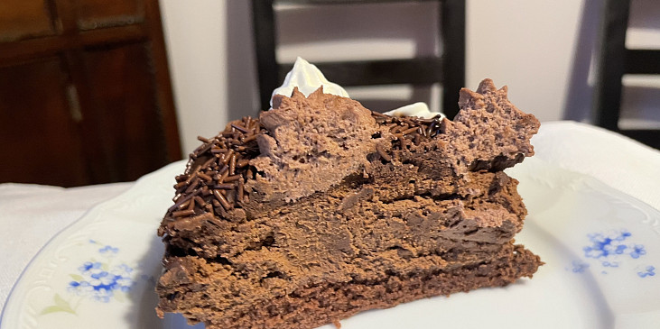 Pravý pařížský dort s krájecí polevou