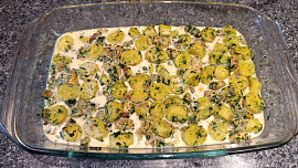 Zapečené domácí šulánky se špenátem a kuřecím masem