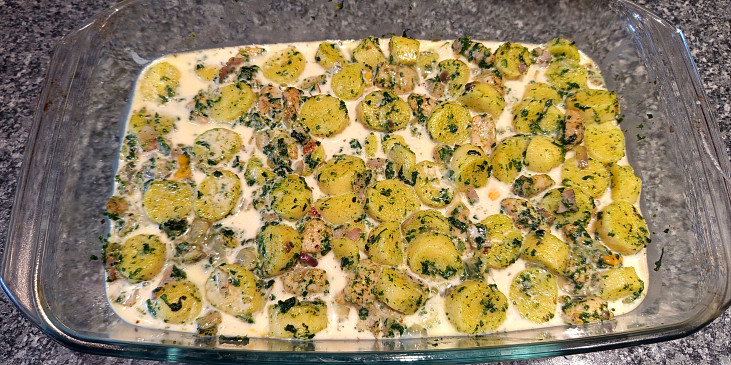 Zapečené gnocchi s kuřecím masem a špenátem