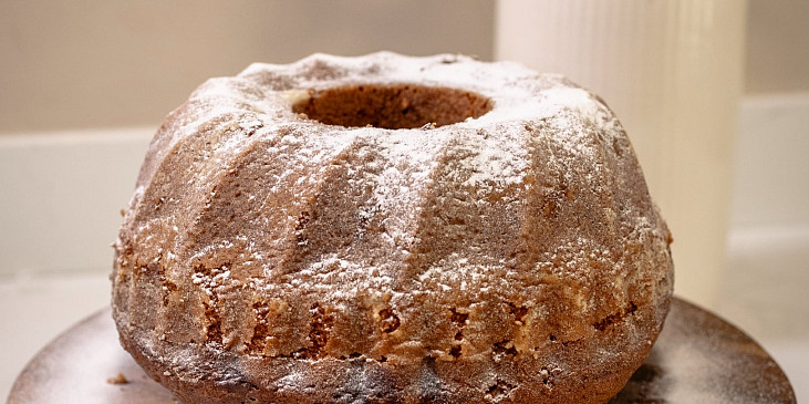 Bábovka s vaječným koňakem