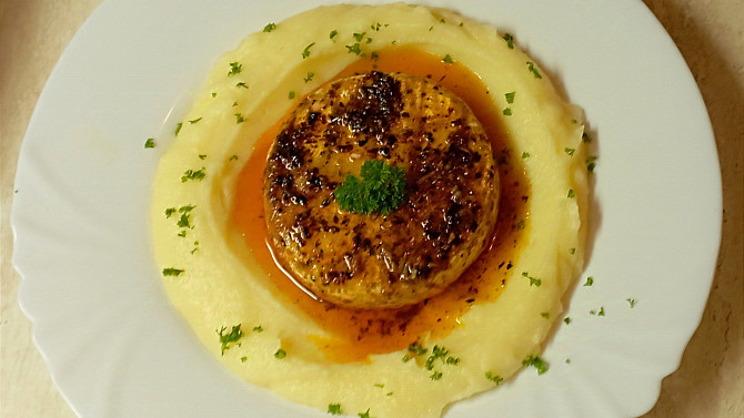 Hermelín pečený v troubě