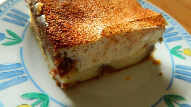 Pudinková buchta se skořicí