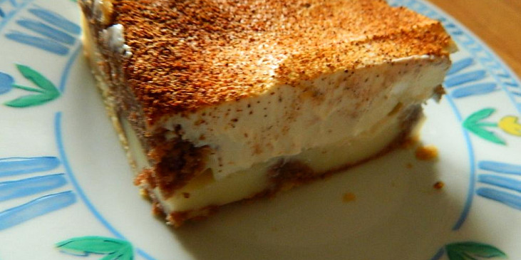 Pudinková buchta se skořicí