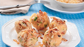 Špekové knedlíky se zelím