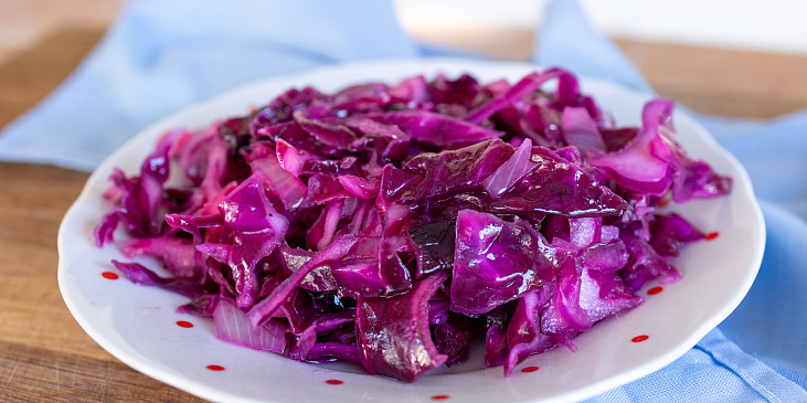 Zelný salát podle ČSN