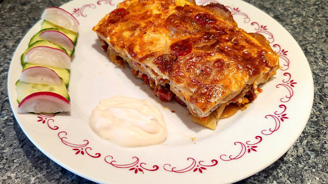 Bramborový koláč "Co dům dá"