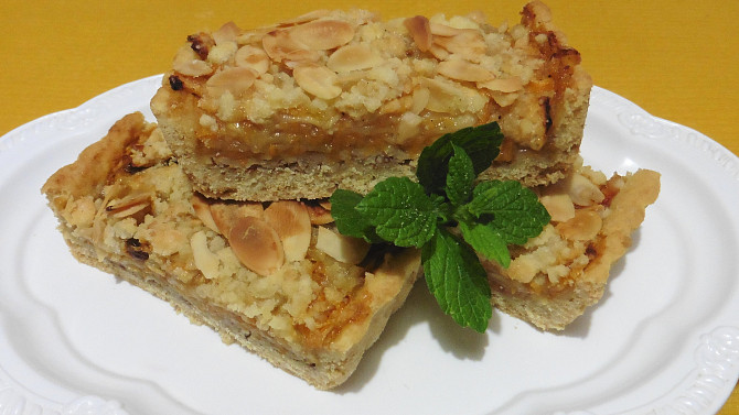 Linecký koláč s jablky a mrkví