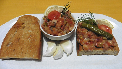 Matjesový tatarák na topinky