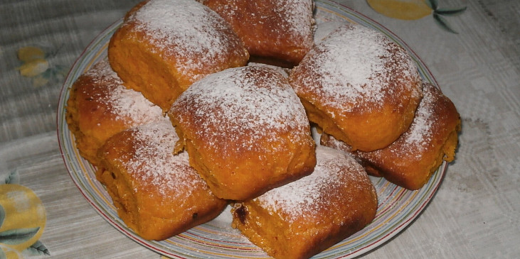 Plněné dýňové buchty