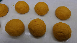 Plněné dýňové buchty