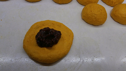 Plněné dýňové buchty