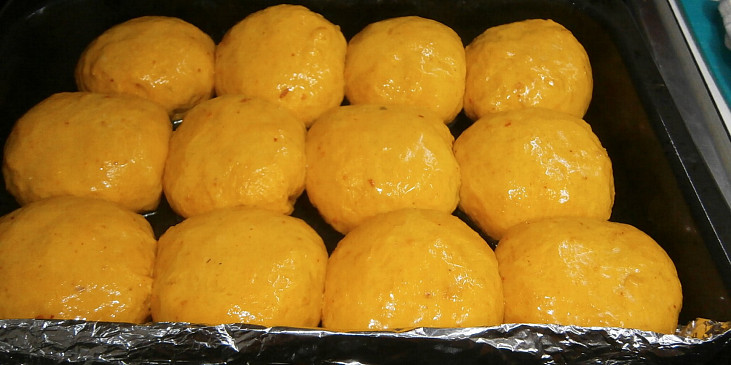 Plněné dýňové buchty