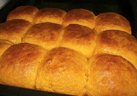 Plněné dýňové buchty