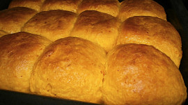 Plněné dýňové buchty