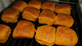 Plněné dýňové buchty