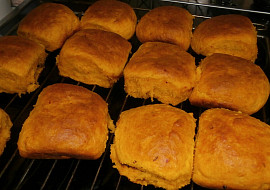 Plněné dýňové buchty