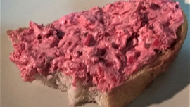 Pomazánka z lučiny a červené řepy