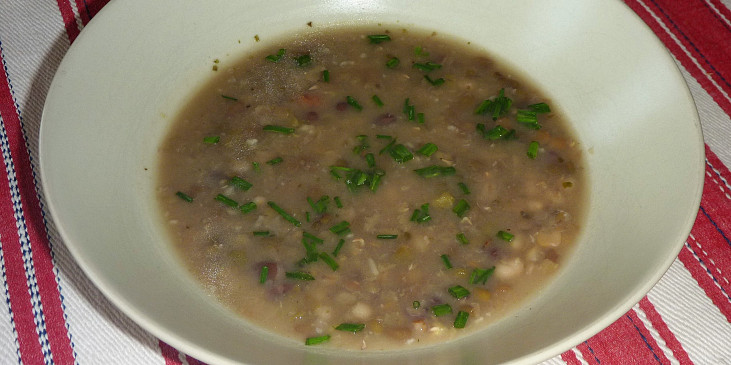 Slovenská hrstková polévka