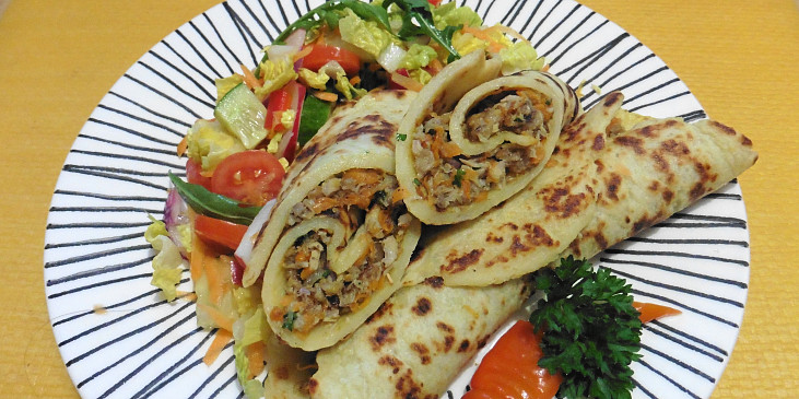 Bramborové placky s masovou náplní