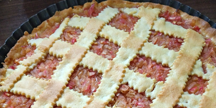 Jablečný linecký koláč