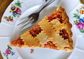 Jablečný linecký koláč