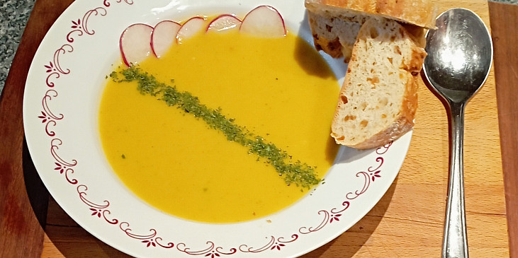 Krémová polévka z pečené zeleniny