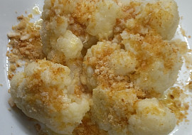 Květák se smaženou strouhankou