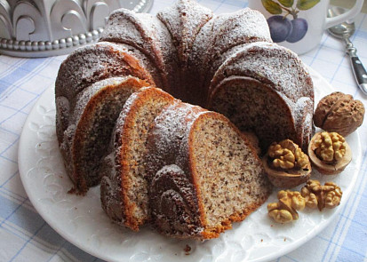 Ořechová hrníčková bábovka