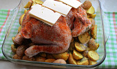 Rozmarýnové kuře na bramborách