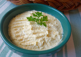 Vajíčková pomazánka na chlebíčky