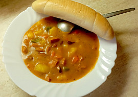 Bramborový guláš s paprikou