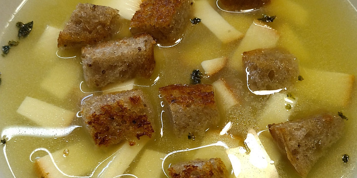 Česnečka se sýrem