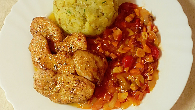 Kuřecí medailonky s pikantní směsí